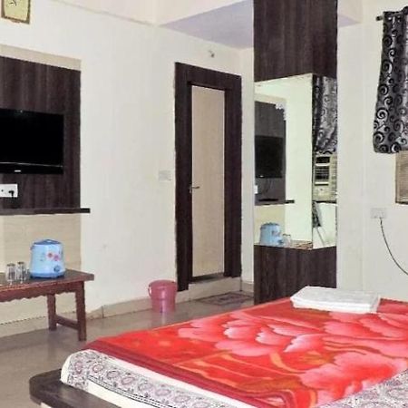Hotel Abhimanyu Pachmarhī Zewnętrze zdjęcie